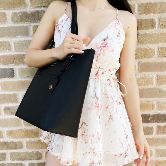 NWT Kate Spade ♠️ Large Pocket Tote - Picture 3 of 3